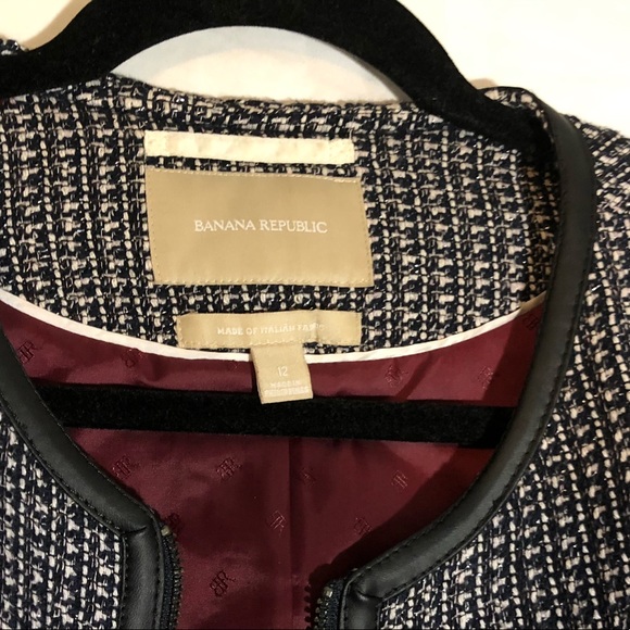 Banana Republic cropped blazer - Picture 3 of 4